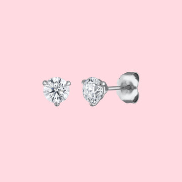 1 TOTAL CARAT WEIGHT (0.50 EACH)